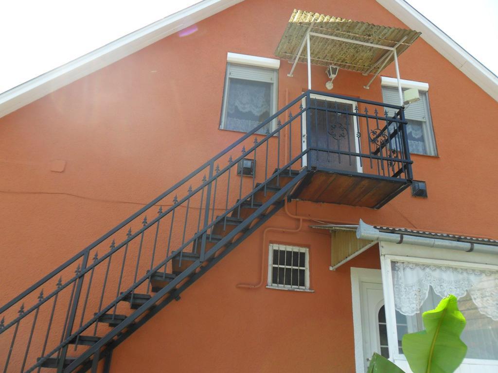 Joli Guesthouse Ordacsehi Habitación foto